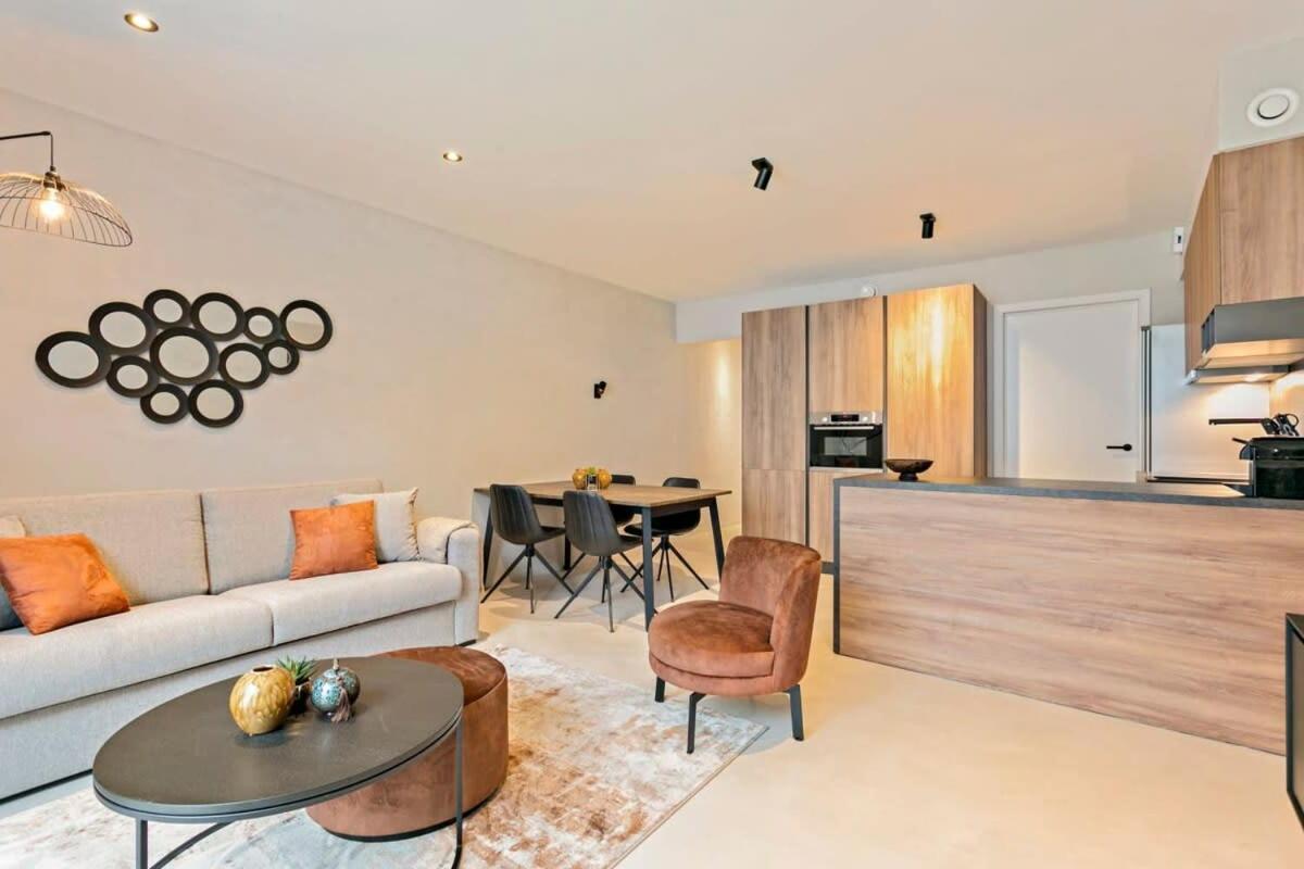Huswell - Unique Apartment In The City-Center Of Knokke Eksteriør bilde