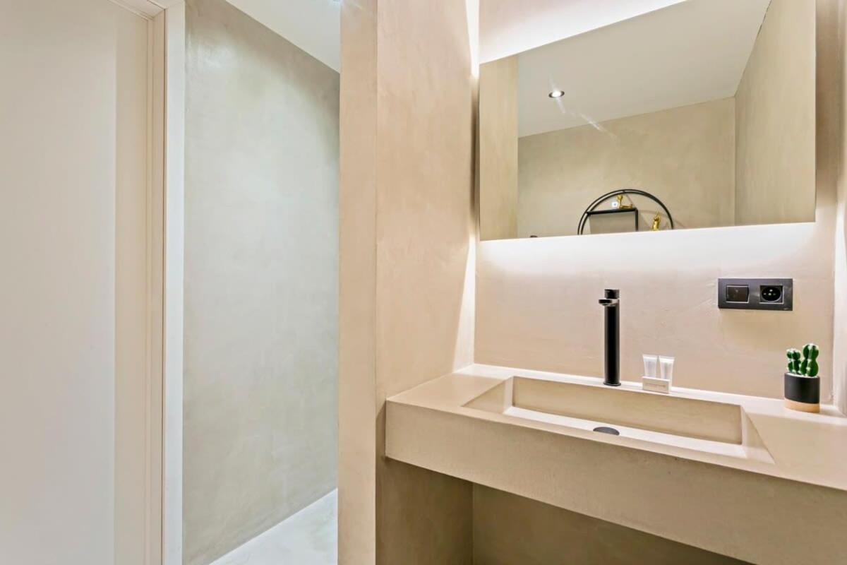 Huswell - Unique Apartment In The City-Center Of Knokke Eksteriør bilde