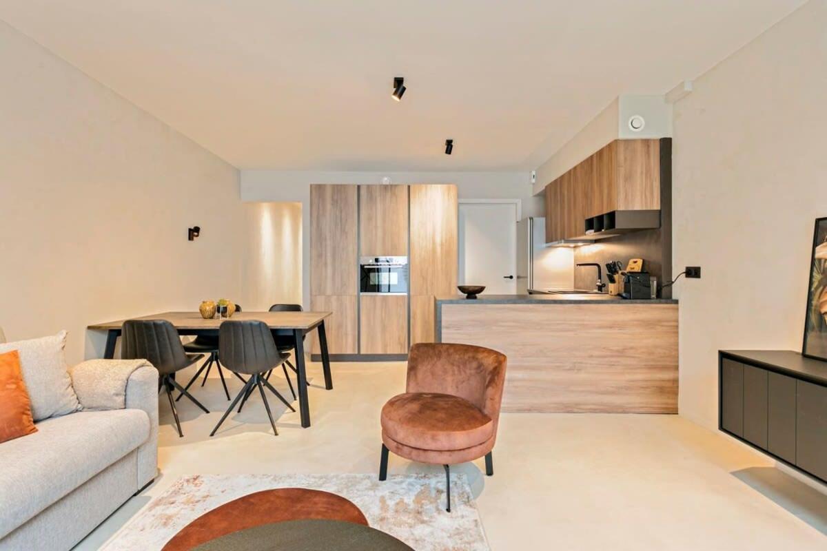Huswell - Unique Apartment In The City-Center Of Knokke Eksteriør bilde